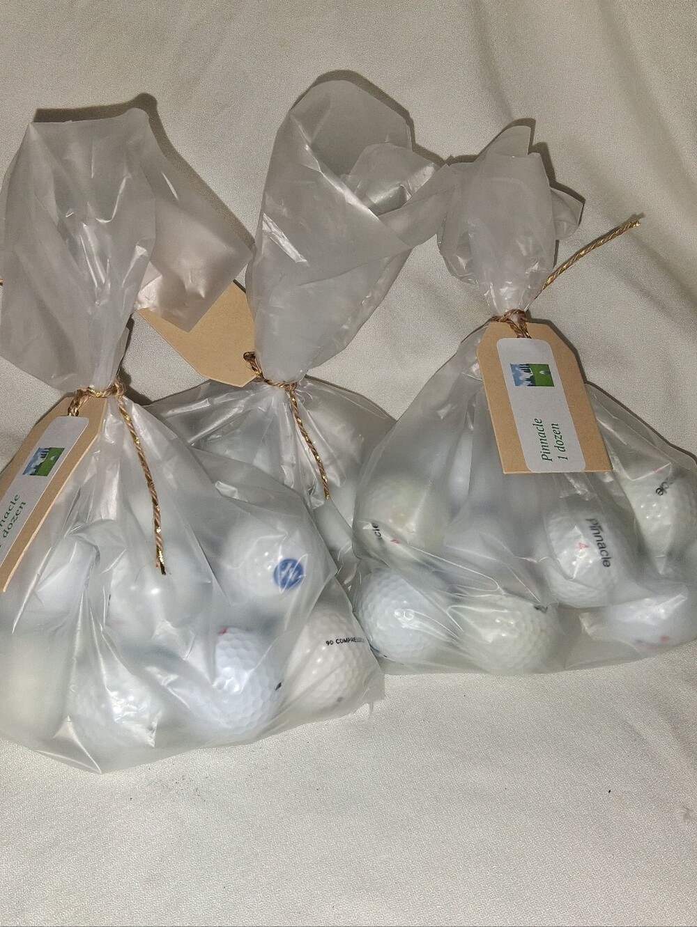 Pinnacle White Golf Balls - 1 Dozen